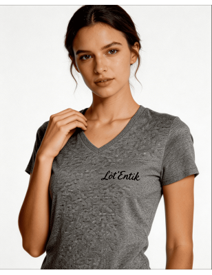 T-shirt femme Lôt'Entik au col en V